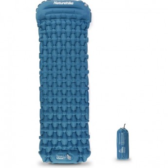 Туристический надувной матрас NATUREHIKE CNK2300DZ0001 FC-12 с насосом синий Туристический надувной матрас NATUREHIKE CNK2300DZ0001 FC-12 с насосом синий